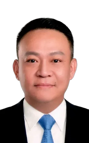 วัชรพงศ์ คูวิจิตรสุวรรณ