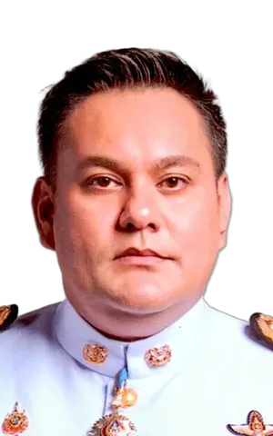 อามินทร์ มะยูโซ๊ะ