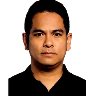 วีรวุธ รักเที่ยง