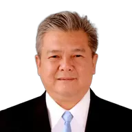 โกเมนทร์ ทีฆธนานนท์