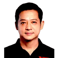 กฤษฐ์หิรัญ เลิศอุฤทธิ์ภักดี